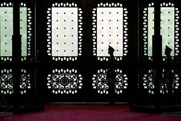 內鬥不停 十幾名遭整肅的軍隊高官或缺席兩會