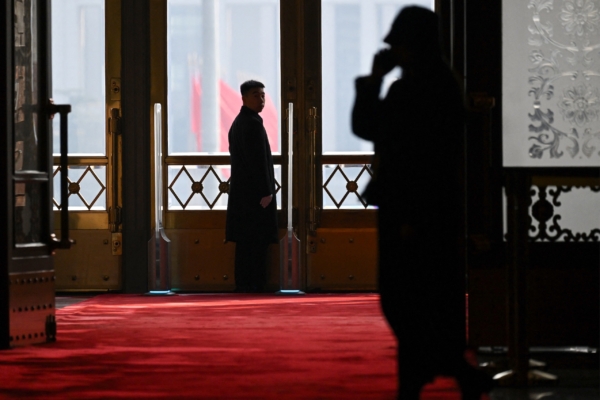 中共自曝駐外官員嫖娼被捕