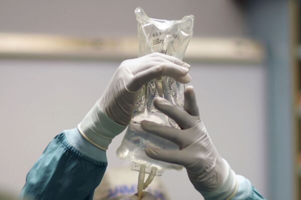 感冒去小診所輸液 浙江男子竟確診腎衰竭