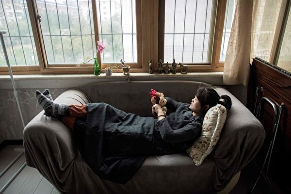 「擺爛」等成熱詞 折射大陸年輕人的時代焦慮