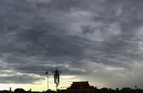 掸封尘:哪里有了共产党 哪里人民遭祸殃