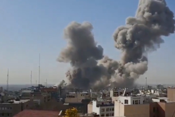 美以轟炸伊朗 海外華人叫好