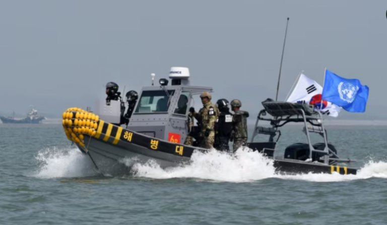 中国渔船经常性越界非法捞捕 南韩总统亲自登舰视察严打现场