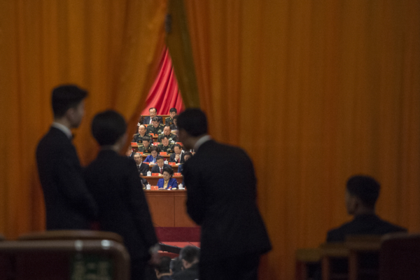 中共多地紀委急聘看護員 被指與財政困難有關