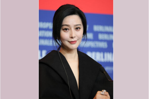 范冰冰封后激動落淚 大陸網友讚金馬獎有格局