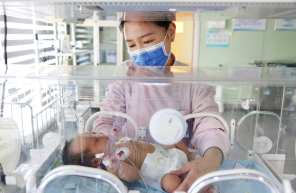 大陆多地统计女性月经期 中共如黑社会般催育