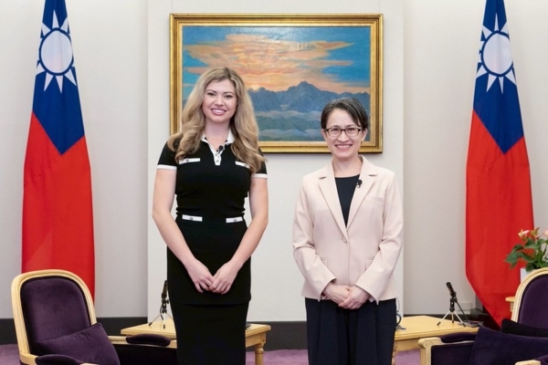 蕭美琴接受美媒專訪 強調台灣正壯大實力