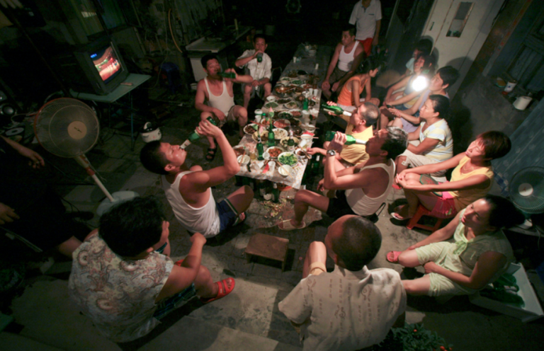 欠薪、倒台与停播危机:中国地方电视台的落日悲歌