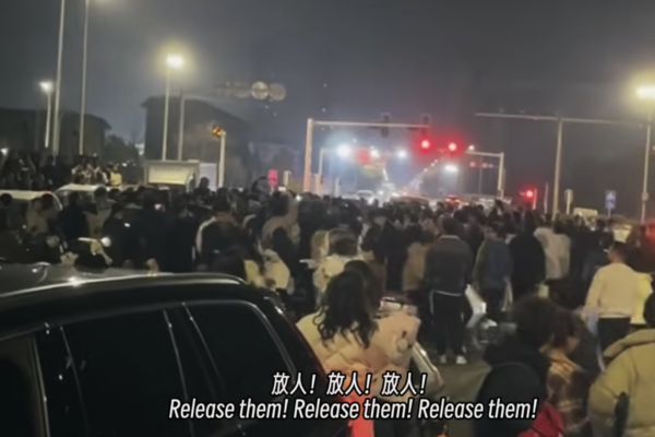 住宅旁建電池廠惹民憤 武漢千人抗議迫停項目