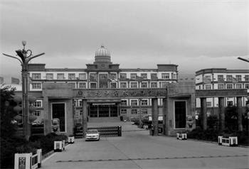 【翻牆必看】監獄成中共「黨監」 的背後