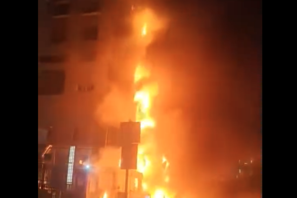 【一線採訪】太原商樓突發大火 3死23傷