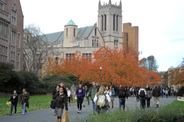 中共外交部炒作「留美博士自殺」 惹爭議