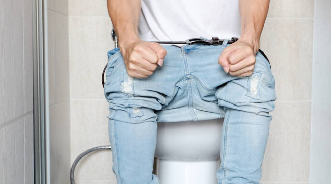 便秘不是水喝不够 医揪元凶竟是「坐」错了