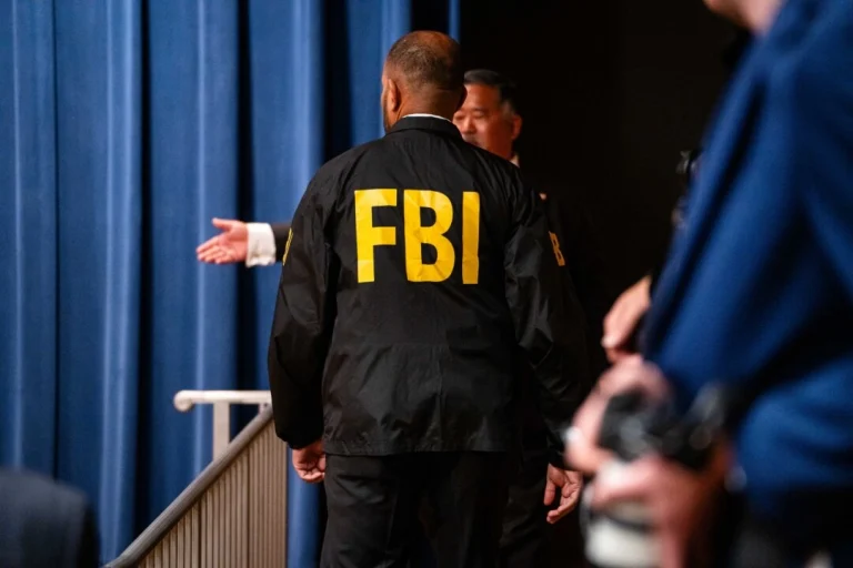 最新反間諜案 FBI在底特律逮捕一中國女子